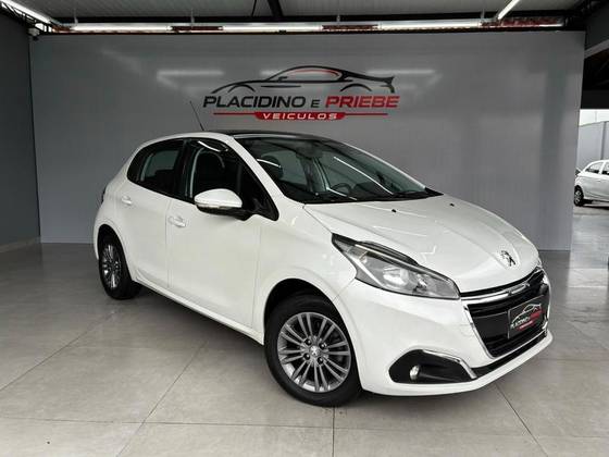 PEUGEOT 208 1.6 ALLURE 16V FLEX 4P AUTOMÁTICO PEUGEOT 208 1.6 ALLURE 16V FLEX 4P AUTOMÁTICO